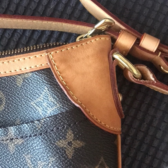 Louis Vuitton - Picture 8 of 8